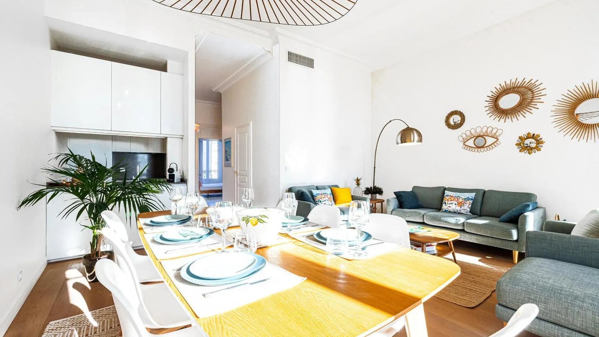 Apartment Regina - Somptueux 3 Pieces - Carre D'Or Menton - Vue Mer France