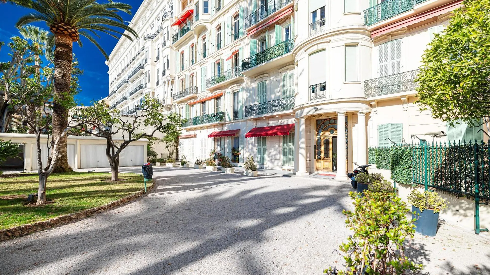 Apartment Regina - Somptueux 3 Pieces - Carre D'Or Menton - Vue Mer